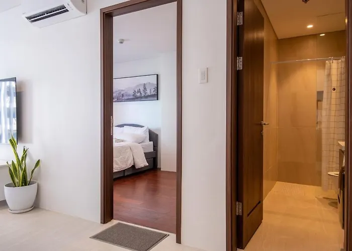 The Royal Staghorn - A Luxury Apartment Lapu-Lapu City
