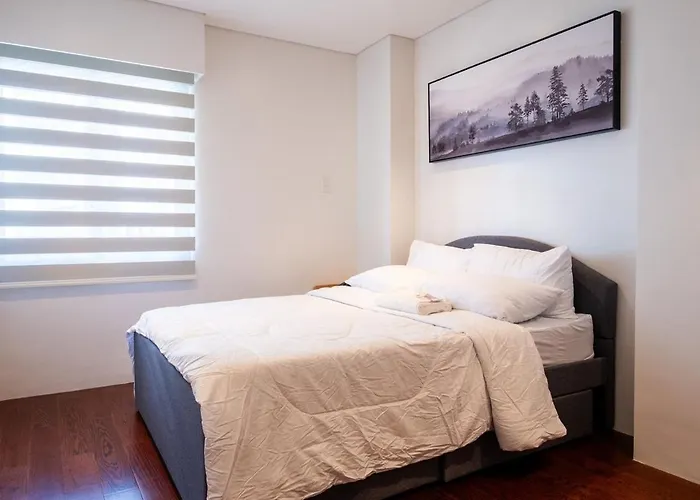 The Royal Staghorn - A Luxury Apartment Lapu-Lapu City